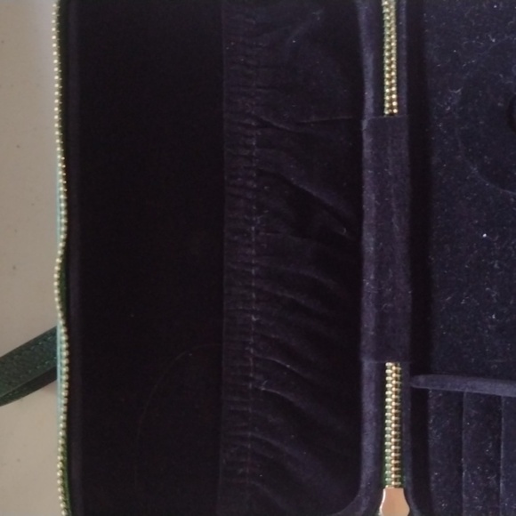 PANDORA Limited Edition Jewelry box green with Holly leaves Christmas - Picture 9 of 16